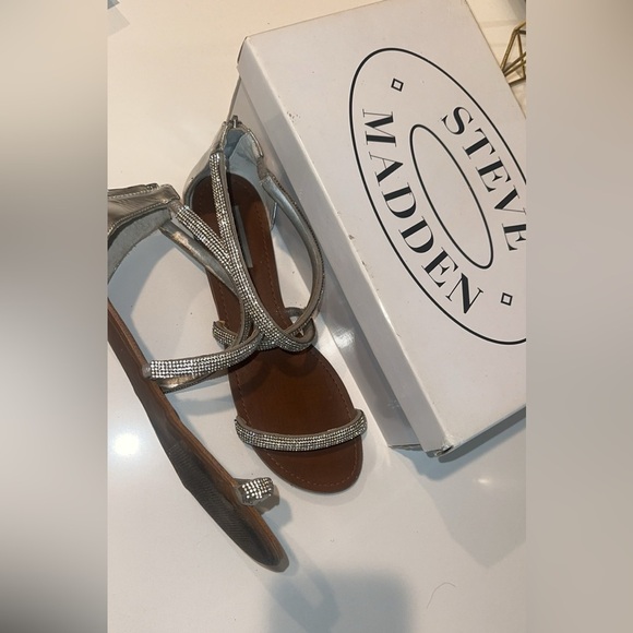 Steve Madden Silver Strappy Sandals - Picture 5 of 5